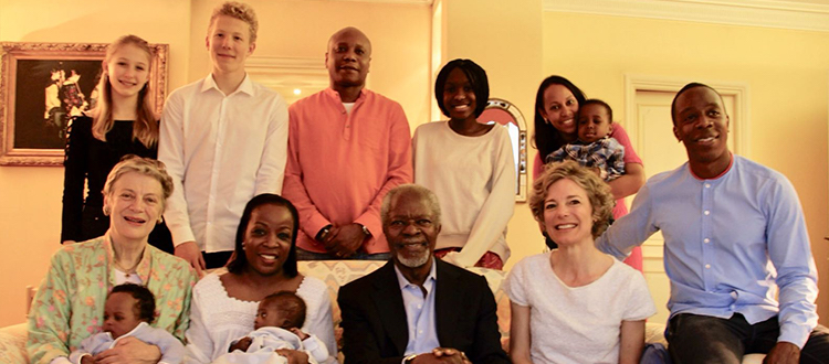 Kofi Annan with his loving family. Credit: Kofi Annan Foundation.